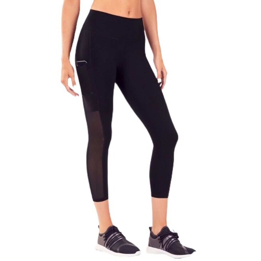 Fabletics Mila High Waisted Capri Legging XL NWT